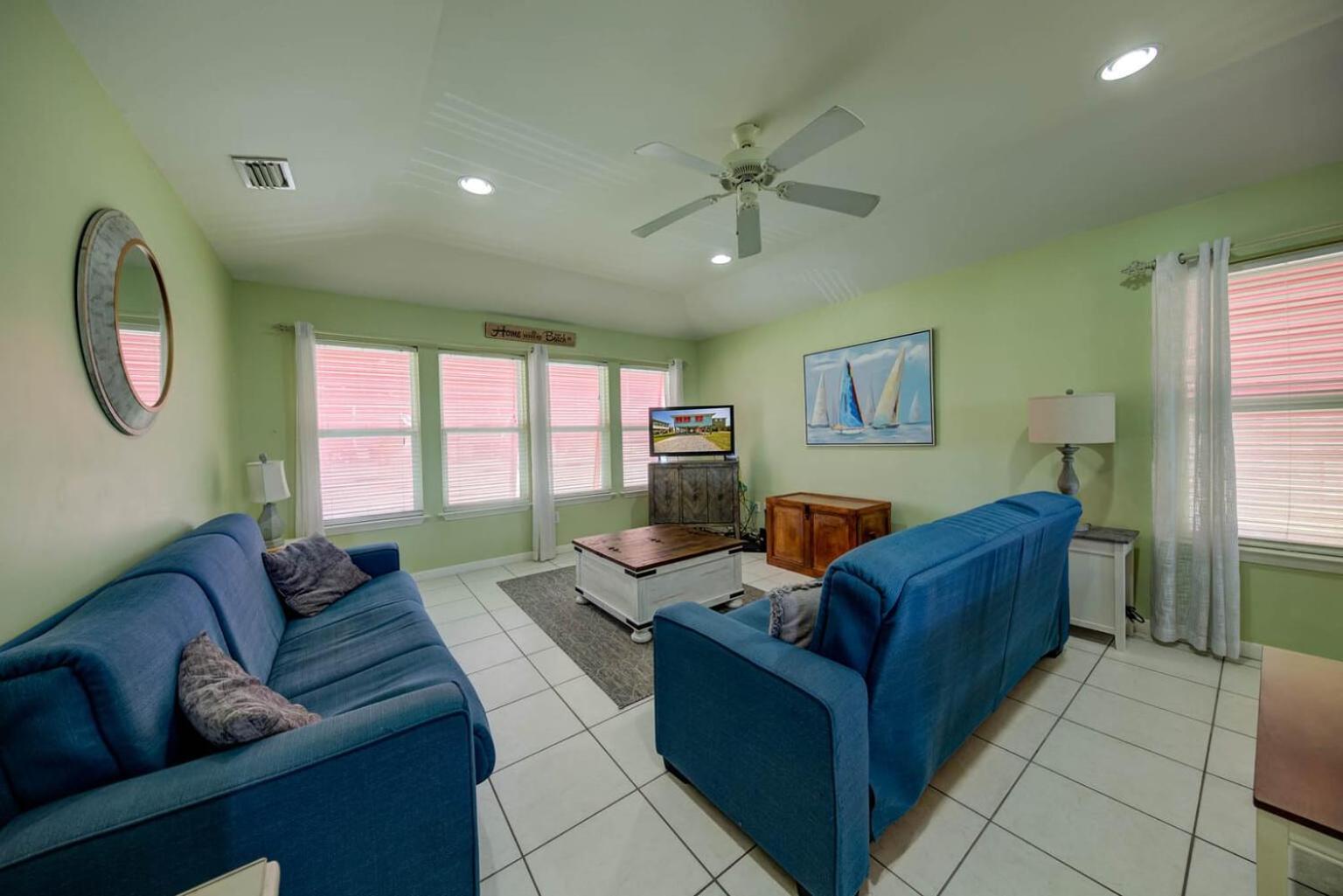 גולף שורז Sandy Feet Retreat By Vacation Homes Collection מראה חיצוני תמונה
