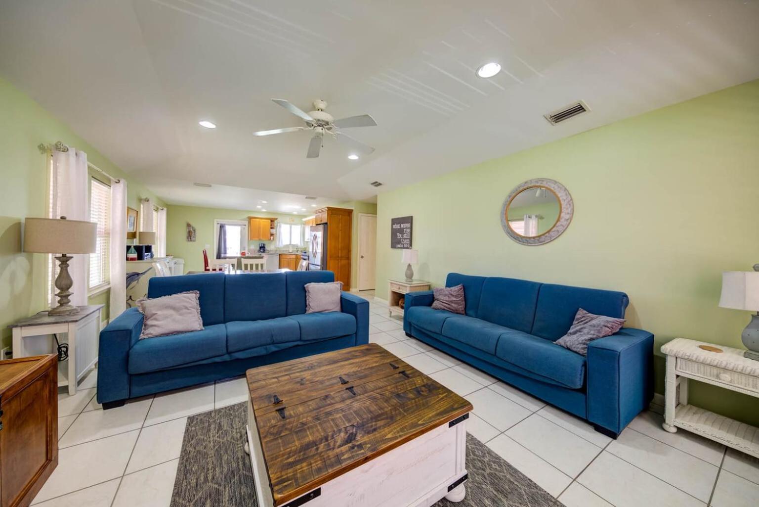 גולף שורז Sandy Feet Retreat By Vacation Homes Collection מראה חיצוני תמונה