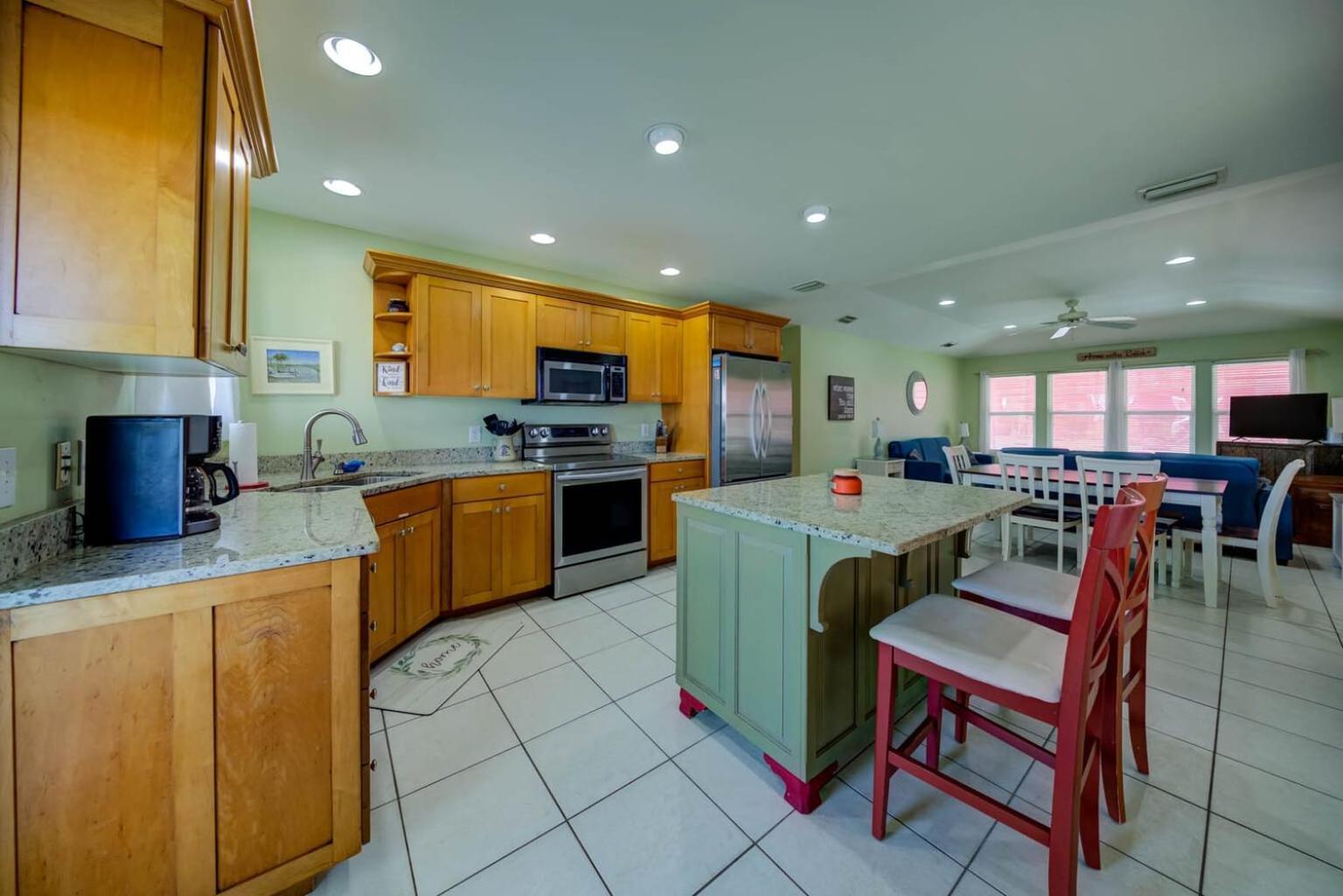 גולף שורז Sandy Feet Retreat By Vacation Homes Collection מראה חיצוני תמונה